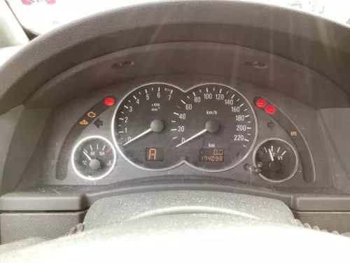 Kilometerteller KM-8210128