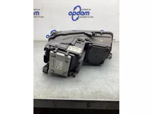 Koplamp links-8151424 (21755821)