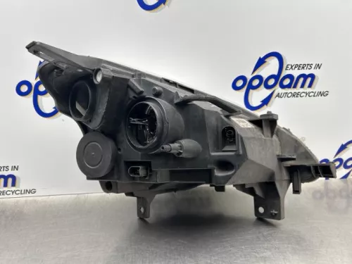 Koplamp links-8242770 (22128474)