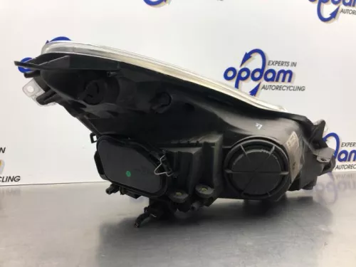 Koplamp links-8239708 (21457523)