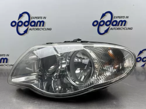 Koplamp links-8254462 (21700766)