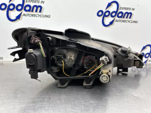 Koplamp links-8317324 (22539616)