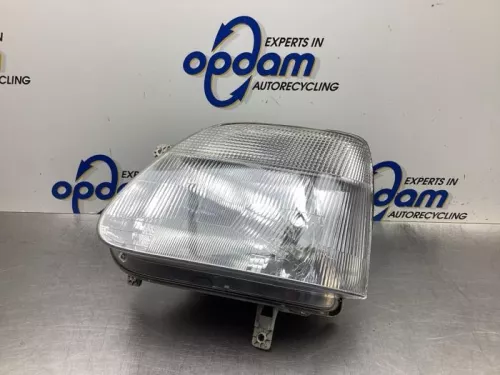 Koplamp links-8094993 (19409709)