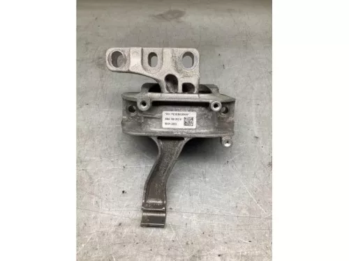 Motorsteun-8177089 (20781576)