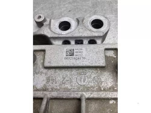 Motorsteun-8202418 (21230833)