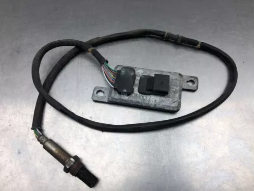 Nox sensor-8197862 (21003327)