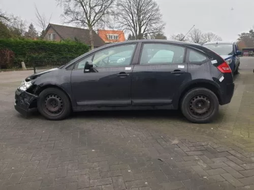 Portier 4Deurs links-voor-7879033 (12622924)