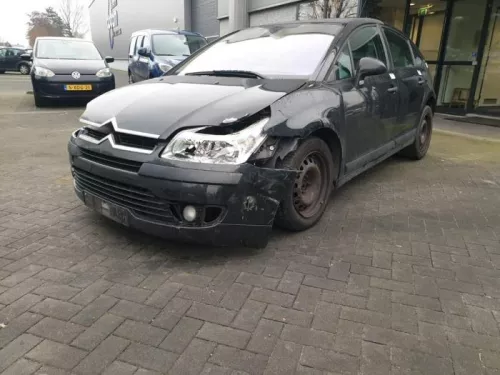 Portier 4Deurs links-voor-7879033 (12622924)