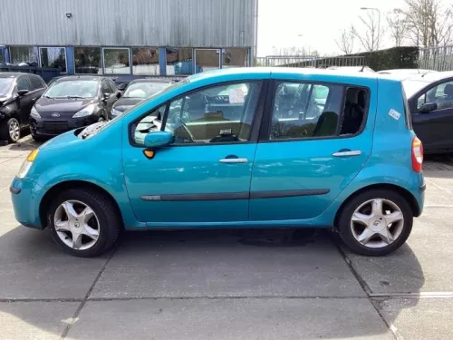 Portier 4Deurs links-voor-8130974 (20977374)