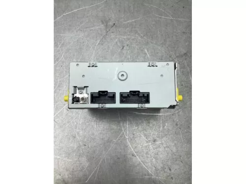Radio-8176082 (20881378)