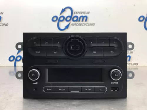 Radio-8050933 (20364718)