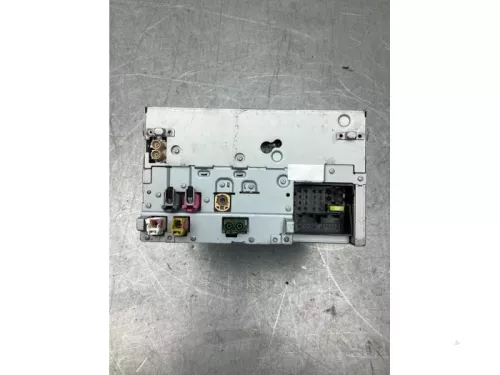 Radio-8073612 (20602705)