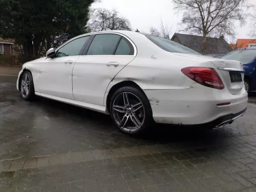 Mercedes  Aandrijfas links-achter 12611689