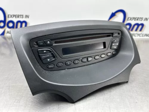 Radio CD Speler-8307406 (22394311)
