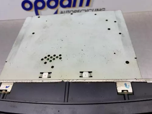 Radio CD Speler-8245983 (21774844)