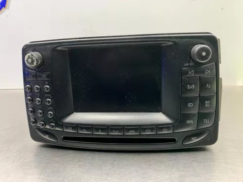 Radio CD Speler-8245983 (21774844)