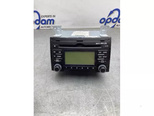 Radio CD Speler-8069871 (21042642)