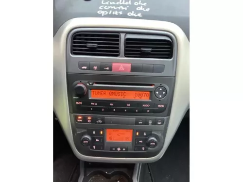 Radio CD Speler-8280413