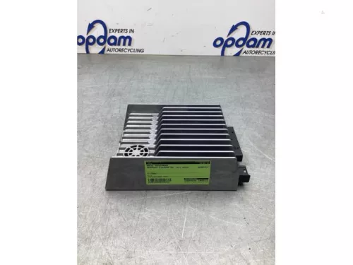 Radio versterker-8162486