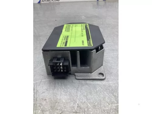 Radio versterker-8162486 (21084949)