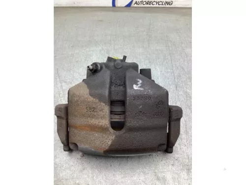 Remklauw (Tang) rechts-voor-8101067