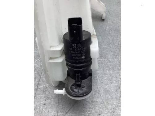 Ruitensproeiertank voor-7942545 (18838943)