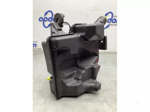 Ruitensproeiertank voor-8179966