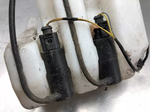 Ruitensproeiertank voor-8174412 (20769390)