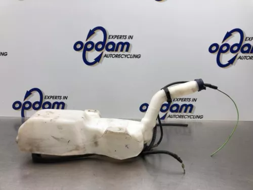 Ruitensproeiertank voor-8235598 Ruitensproeiertank voor-8235598