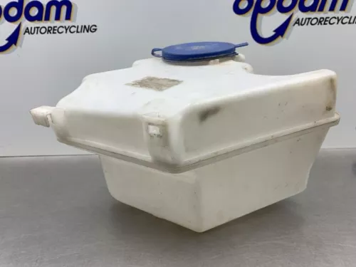 Ruitensproeiertank voor-8151586 (21661526)