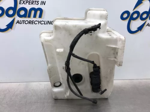 Ruitensproeiertank voor-7895365 (1576914)