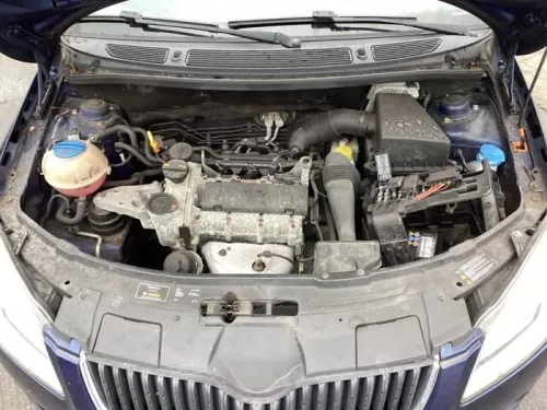 Ruitenwisserarm voor-8268132