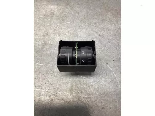 Schakelaar Koplamp Ihv-8155909