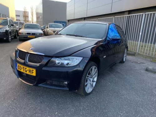 Scherm links-voor-8309861