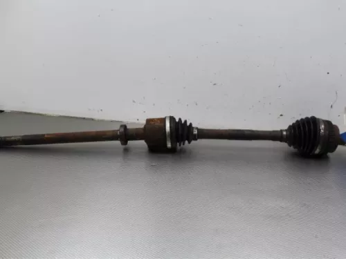 Aandrijfas rechts-voor-7892048
