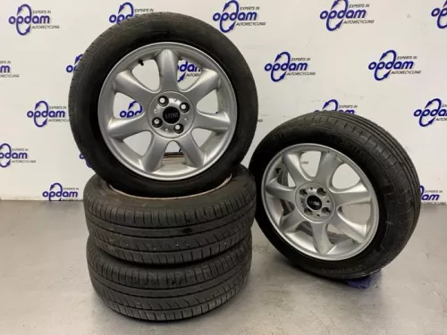 Sportvelgenset + banden-8118981