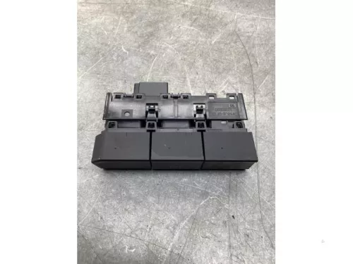 Start/Stop schakelaar-8136589