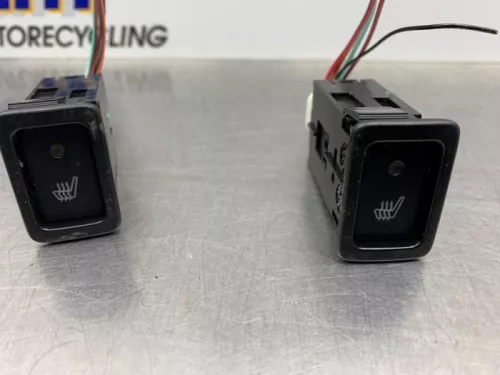 Stoelverwarmings Schakelaar-8250591