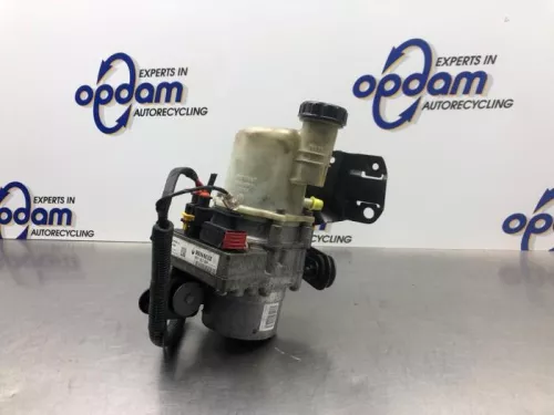 Stuurbekrachtiging Pomp-8231586