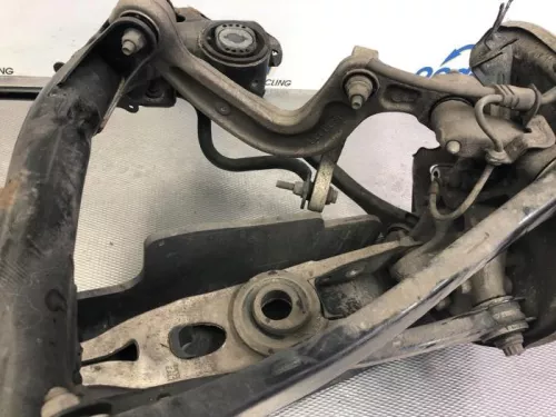 Subframe-7745048 (19030478)