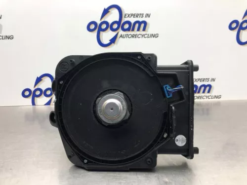Subwoofer-8102585