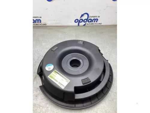 Subwoofer-8247877