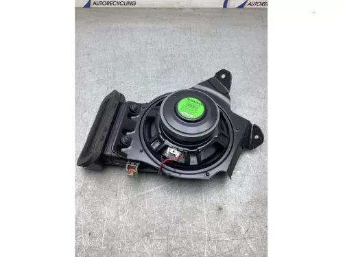 Subwoofer-8160577