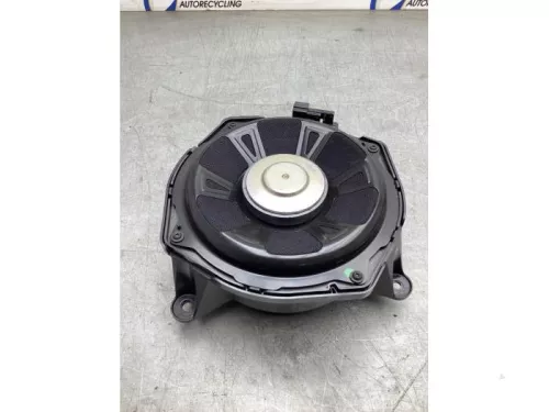 Subwoofer-8227175
