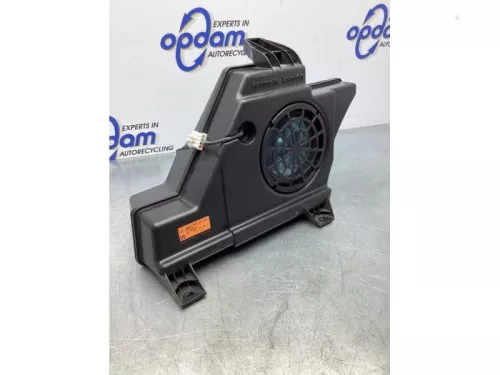 Subwoofer-7748127