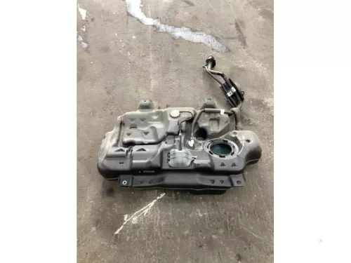 Tank-7986734 (19404354)