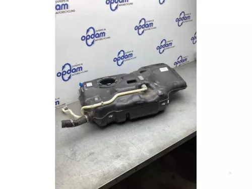 Tank-8107788