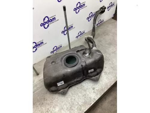 Tank-8102745 (21528697)
