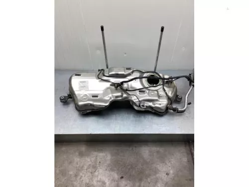 Tank-6372745 (17313183)