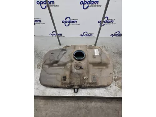 Tank-8262117
